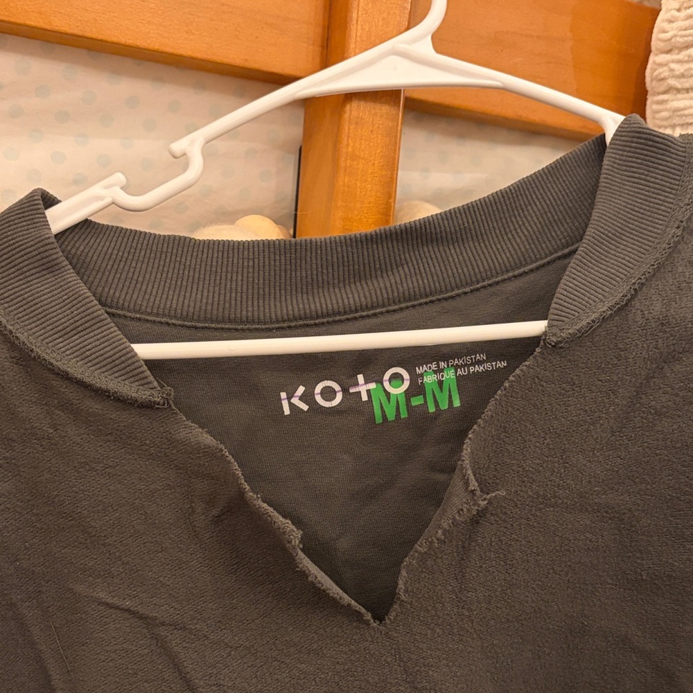 Urban Outfitters Gray Sweatshirt